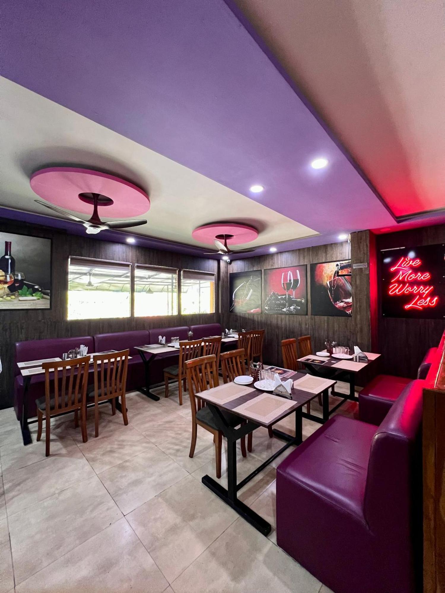 Ratna Sagar Hotel Manipal Eksteriør billede