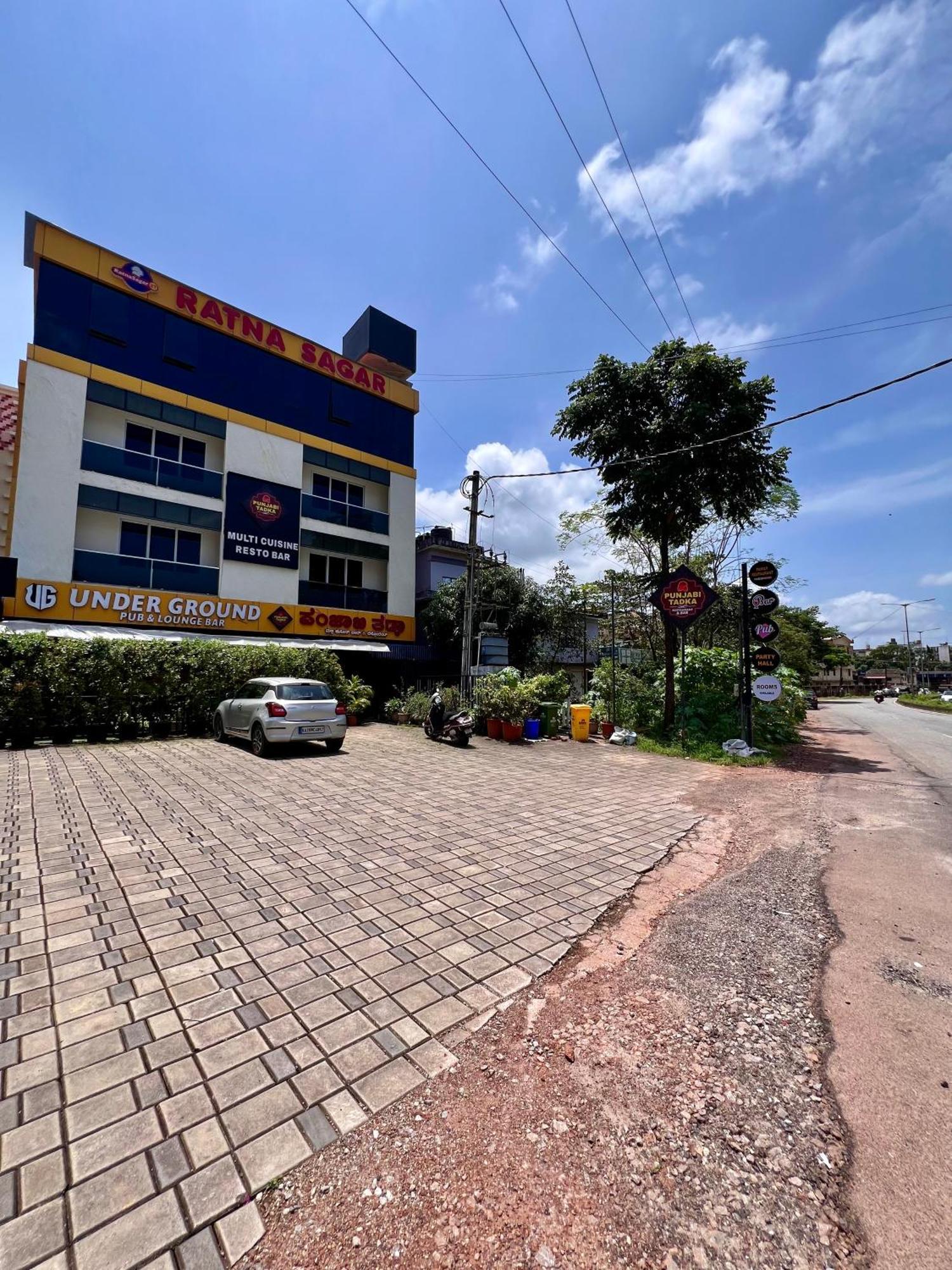 Ratna Sagar Hotel Manipal Eksteriør billede
