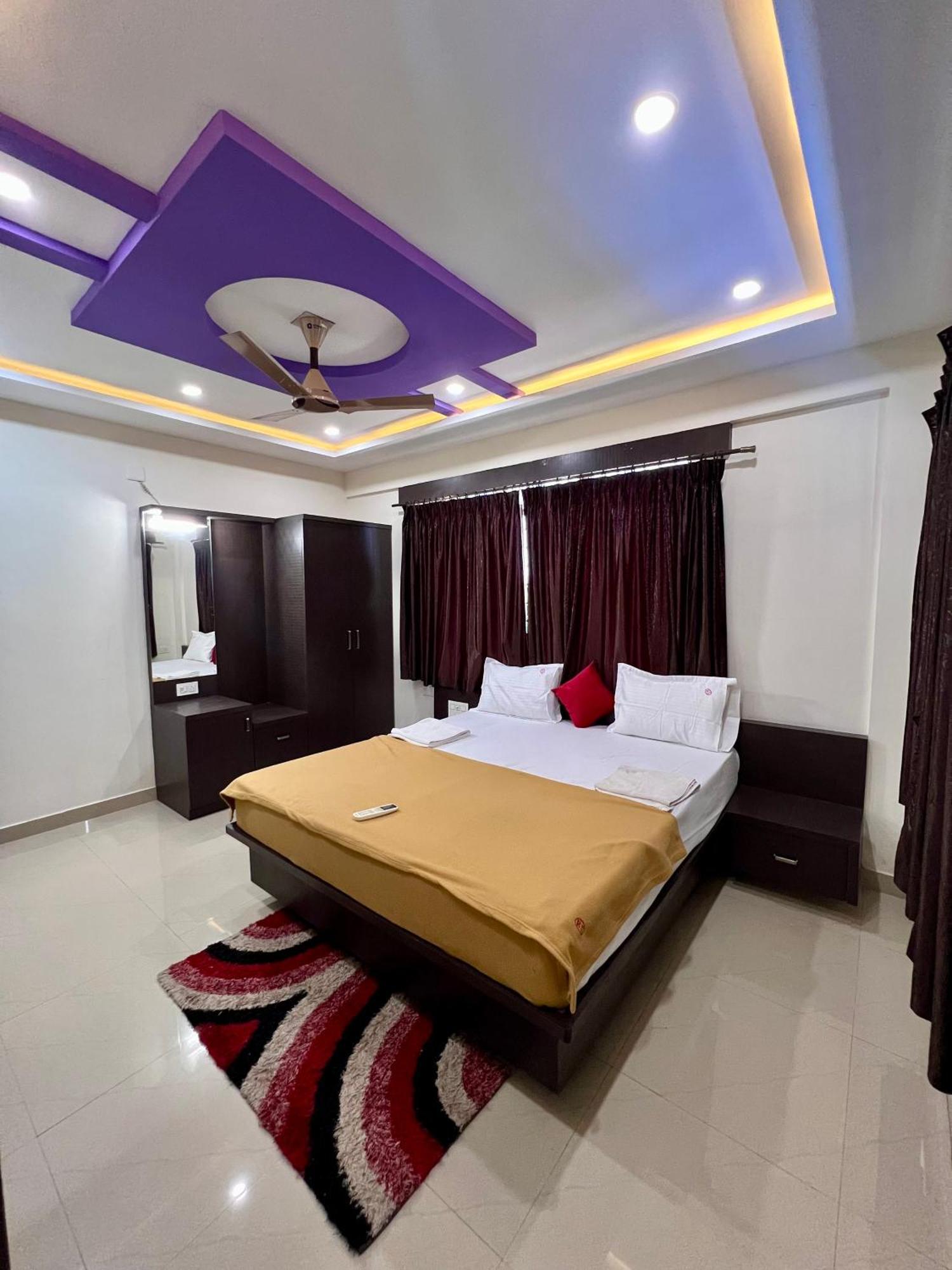 Ratna Sagar Hotel Manipal Eksteriør billede