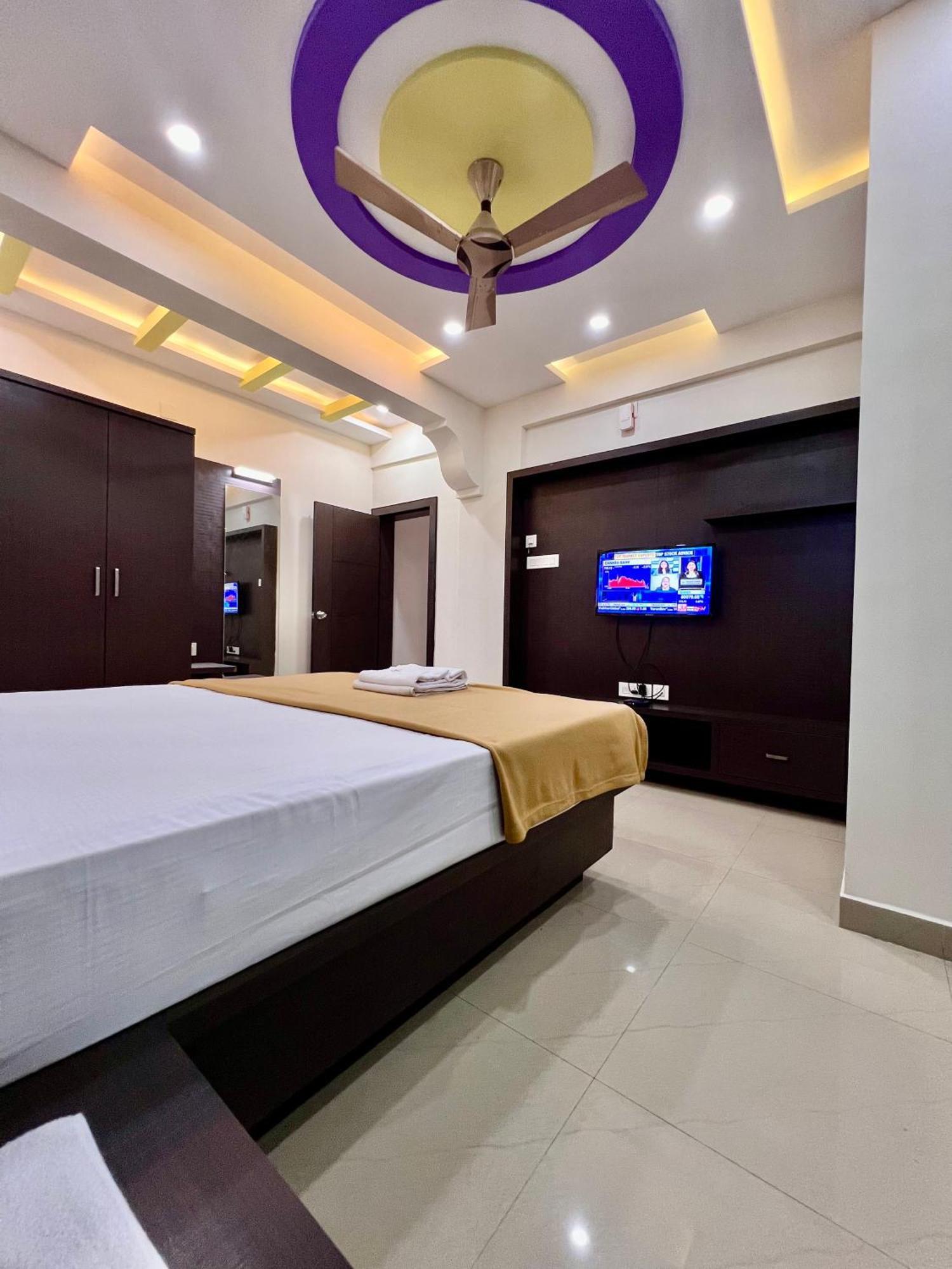 Ratna Sagar Hotel Manipal Eksteriør billede